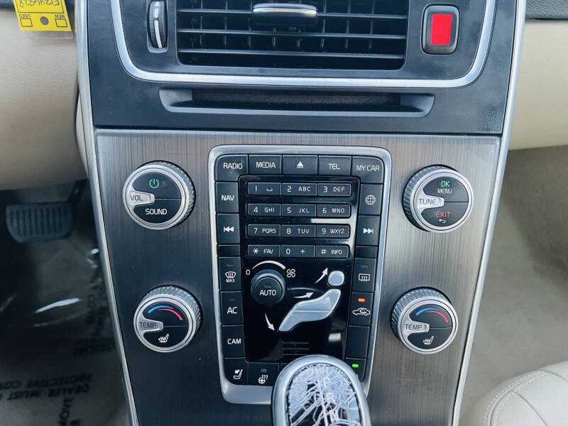 2015 Volvo S60 T5 Platinum