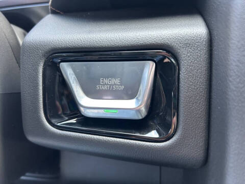 2025 GMC Yukon XL AT4