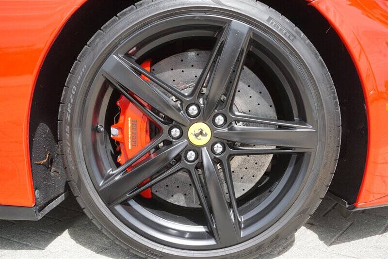 2016 Ferrari F12berlinetta