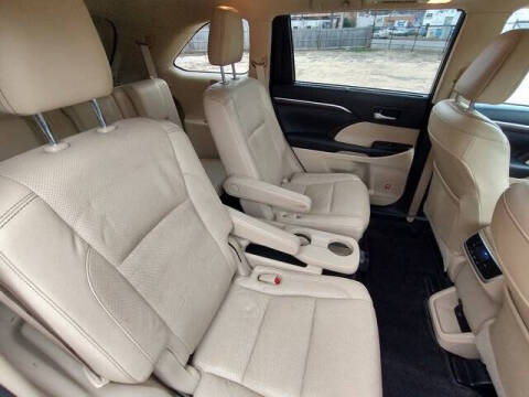 2016 Toyota Highlander