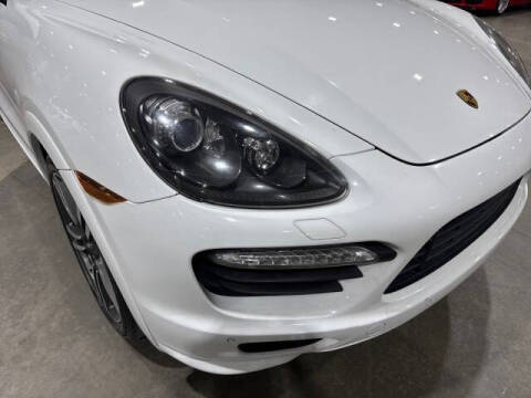 2013 Porsche Cayenne GTS
