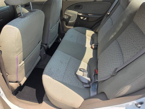 2003 Kia Rio