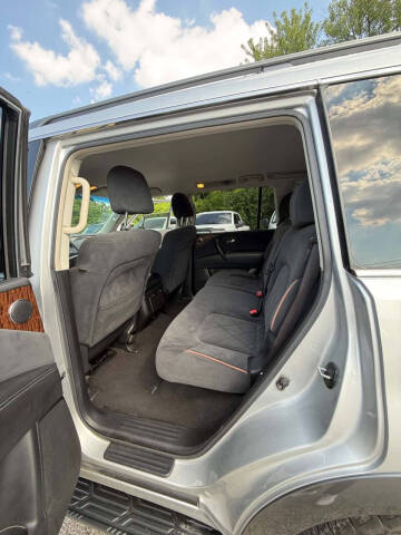 2017 Nissan Armada SV