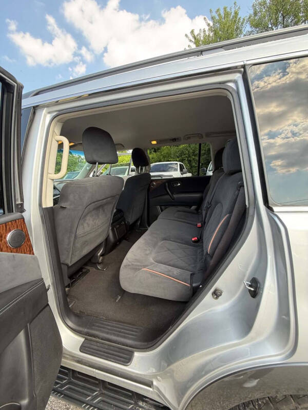 2017 Nissan Armada SV