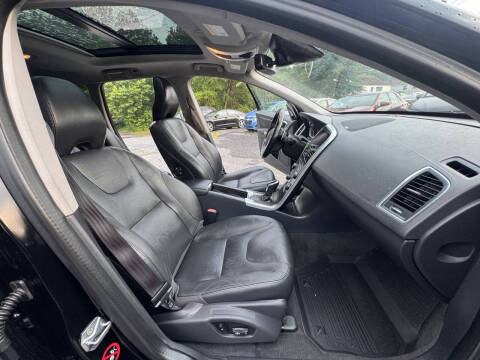 2015 Volvo XC60 T6 Drive-E Platinum