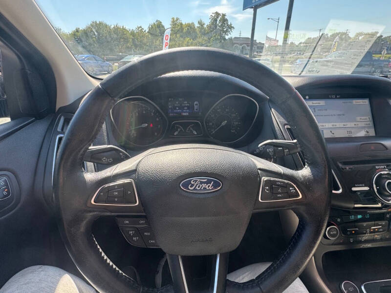 2016 Ford Focus Titanium