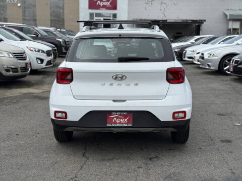 2020 Hyundai Venue SEL