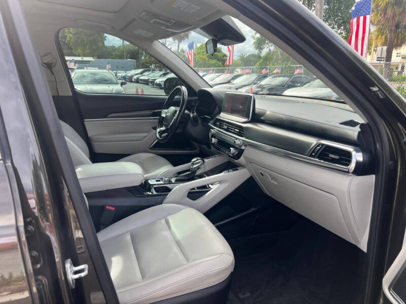 2022 Kia Telluride S