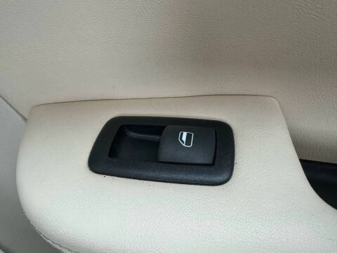 2016 Chrysler 200 Limited Platinum