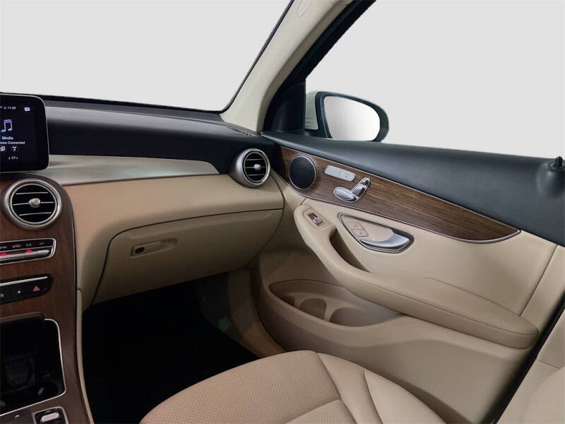 2022 Mercedes-Benz GLC GLC 300 4MATIC