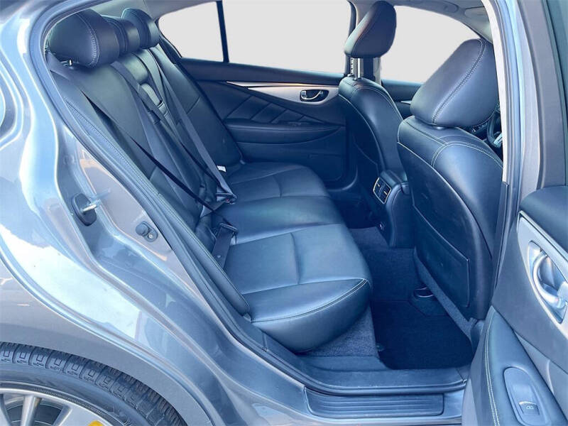 2022 Infiniti Q50 Luxe