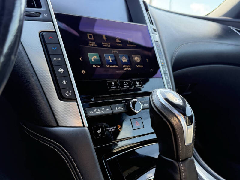 2017 Infiniti Q60 3.0T Premium