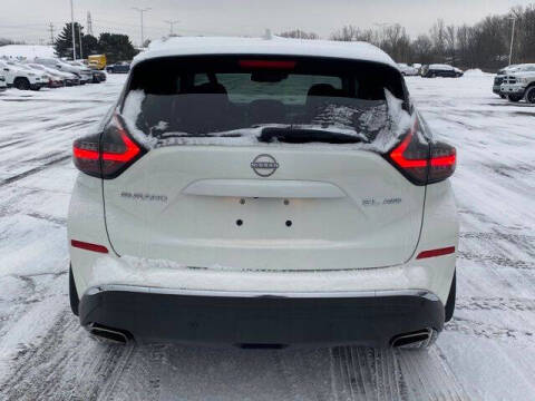 2023 Nissan Murano SL