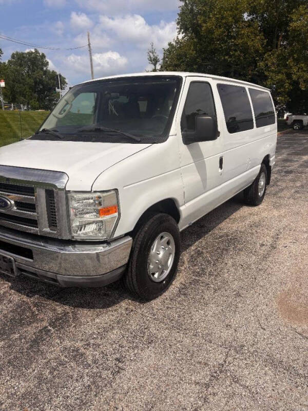 2010 Ford E-Series E-350 SD XLT