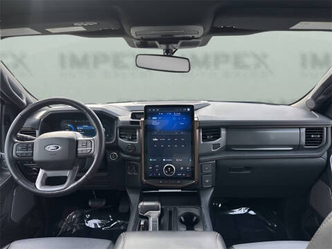 2022 Ford F-150 Lightning Lariat