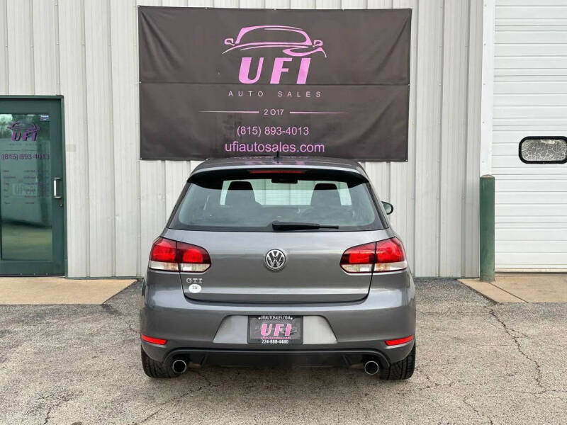 2010 Volkswagen GTI Base PZEV