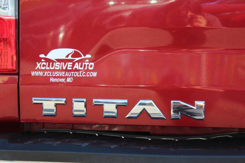 2017 Nissan Titan SV