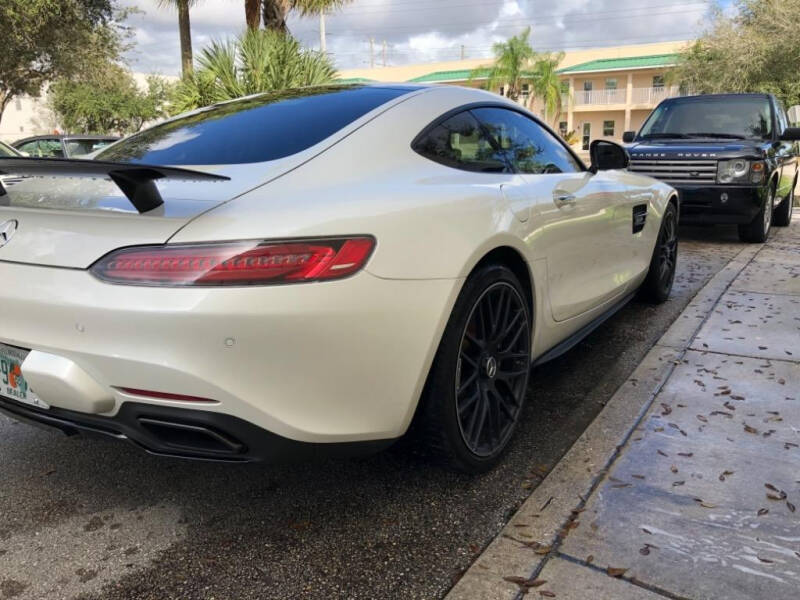 2017 Mercedes-Benz AMG GT