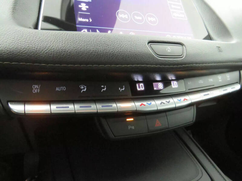 2020 Cadillac XT4 Premium Luxury