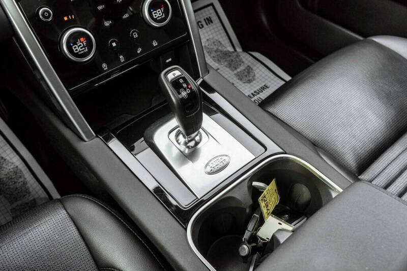 2023 Land Rover Discovery Sport P250 SE