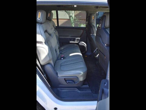 2023 Rivian R1S Adventure