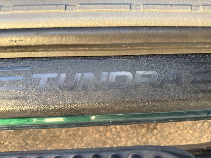 2004 Toyota Tundra SR5