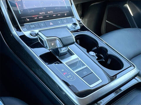 2022 Audi Q7 quattro Premium Plus 55 TFSI