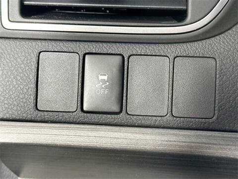 2016 Toyota Camry Hybrid XLE