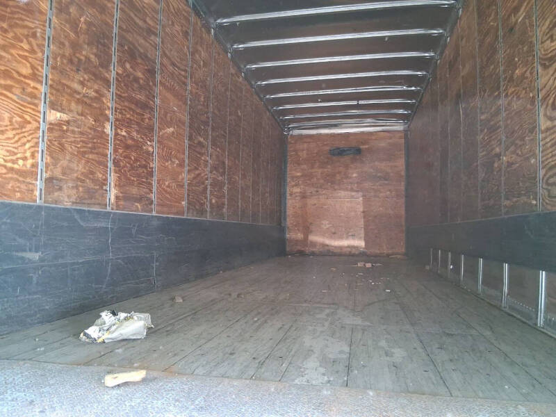 2004 STRICK DRY VAN