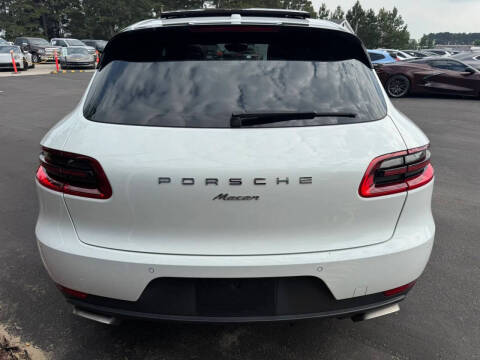 2017 Porsche Macan