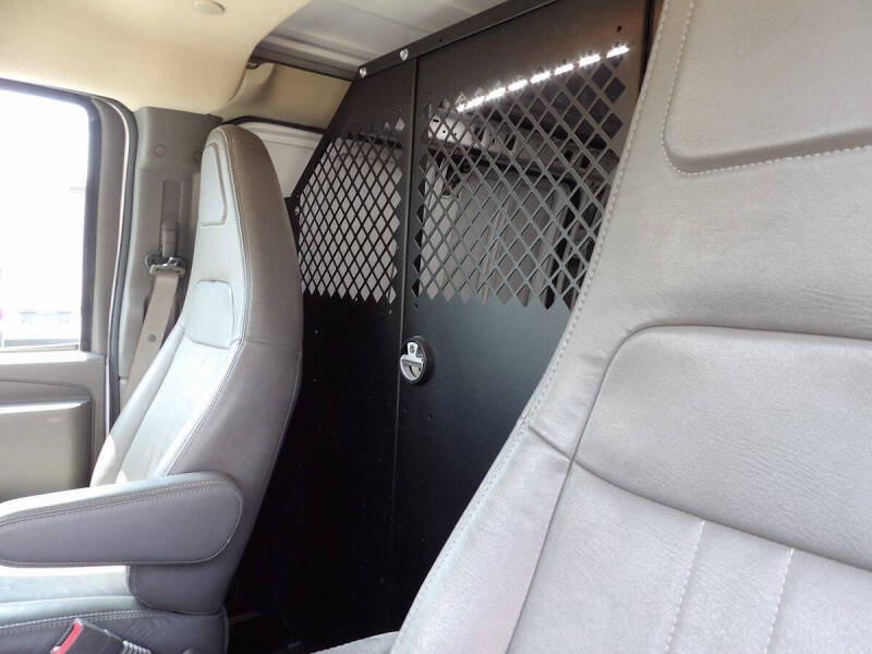 2023 Chevrolet Express 3500
