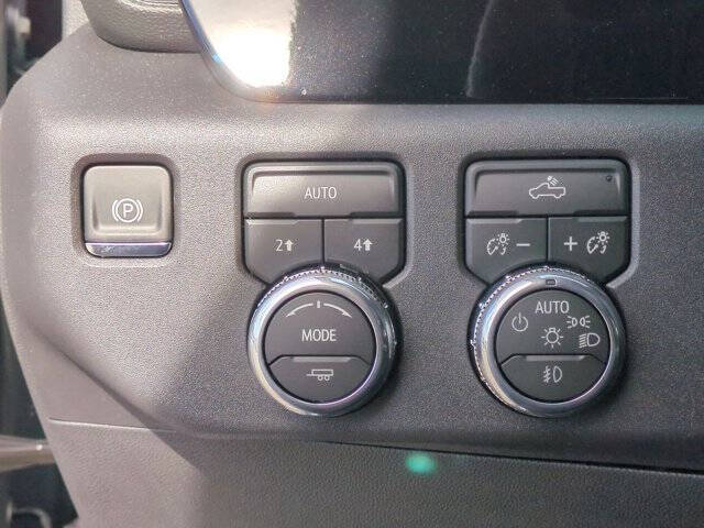 2026 GMC Sierra 1500 Elevation Standard