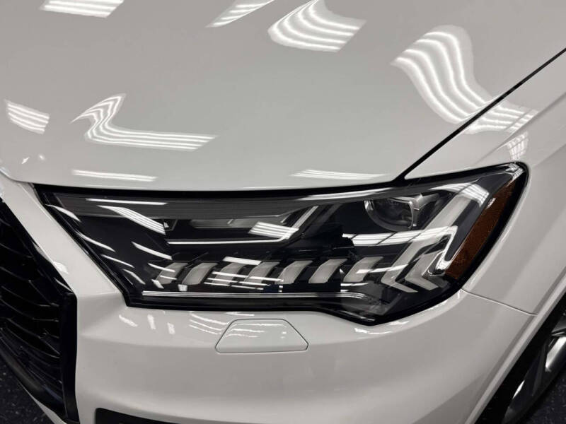 2024 Audi Q7 quattro Premium Plus 55 TFSI