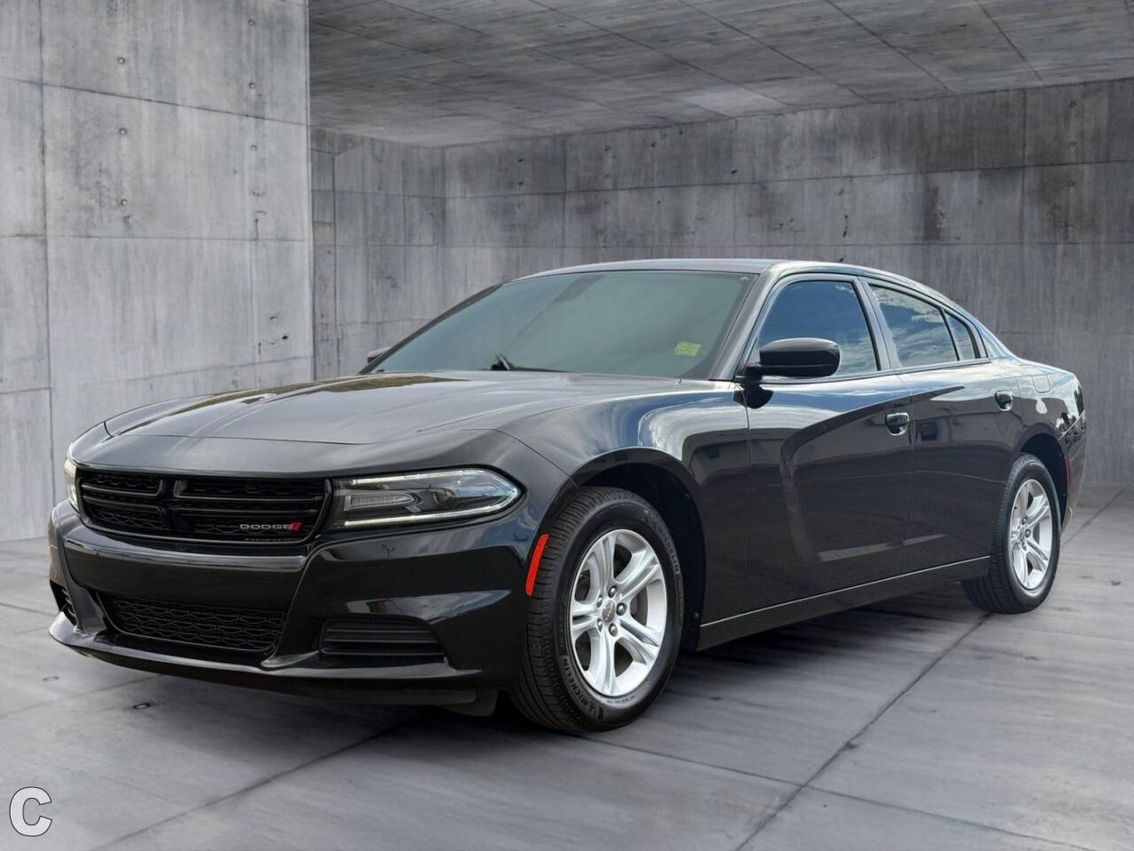 Black 2020 Dodge Charger SXT SXT 4dr Sedan 2