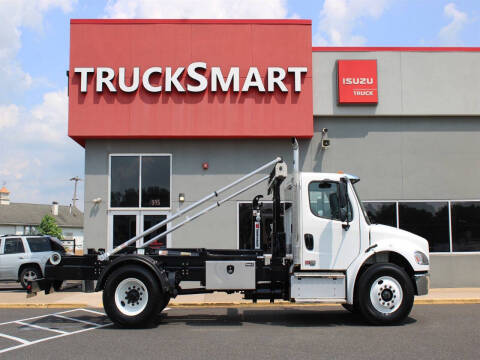 2024 Freightliner M2 106