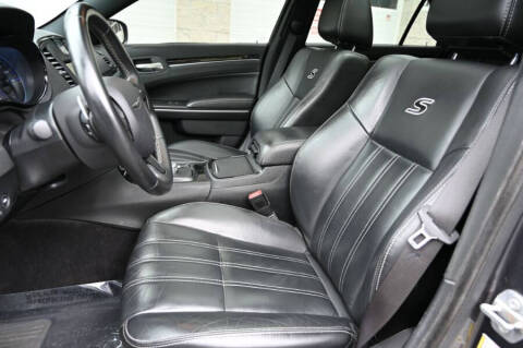 2017 Chrysler 300
