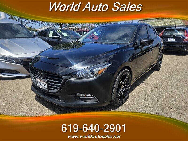 2018 Mazda MAZDA3 Touring