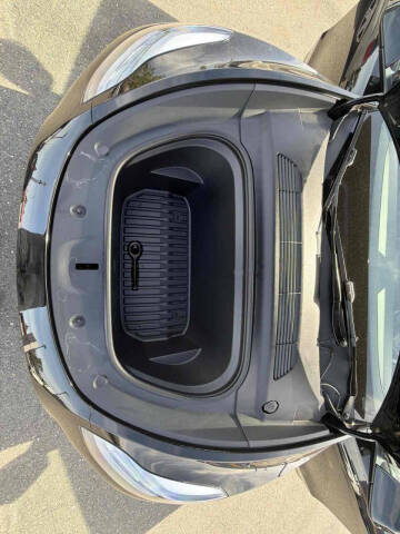 2025 Tesla Model Y Long Range