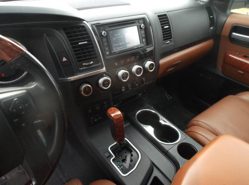 2019 Toyota Sequoia Platinum