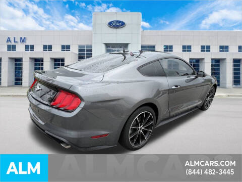 2022 Ford Mustang EcoBoost
