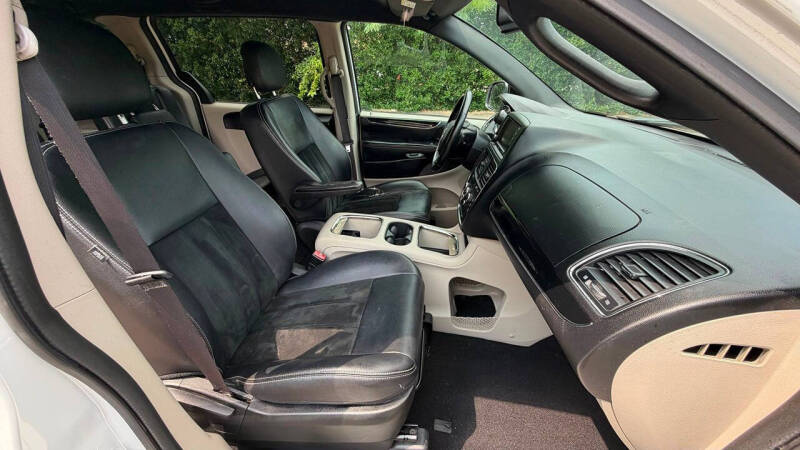 2017 Dodge Grand Caravan SXT
