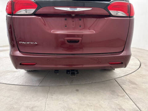 2018 Chrysler Pacifica LX
