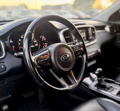 2017 Kia Sorento EX V6