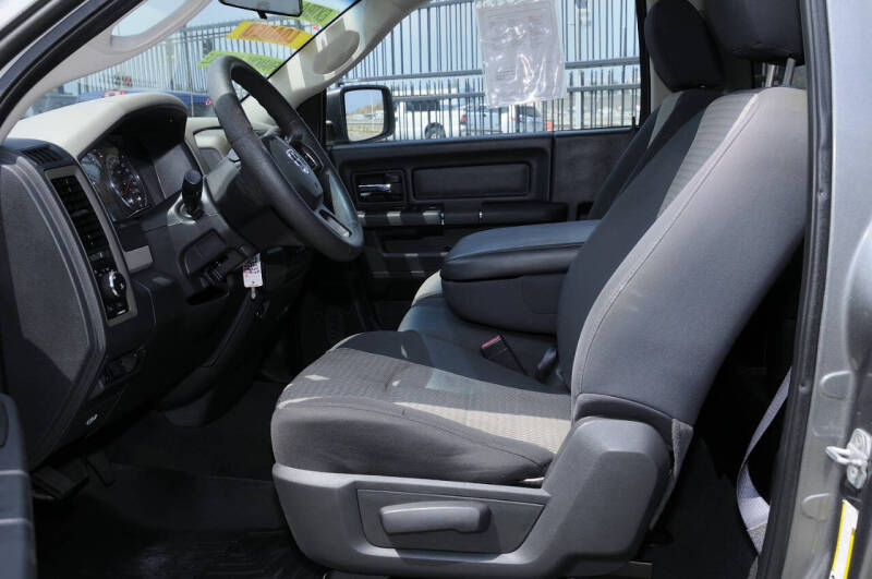 2012 RAM 1500 ST