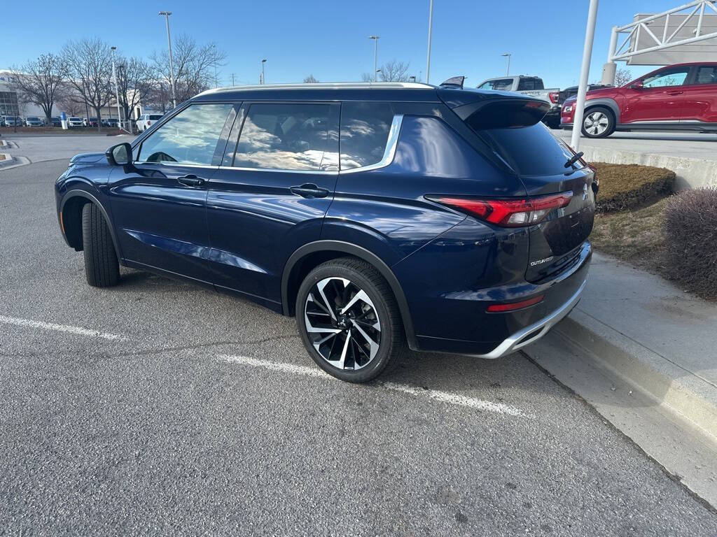 2024 Mitsubishi Outlander for sale at Axio Auto Boise in Boise, ID