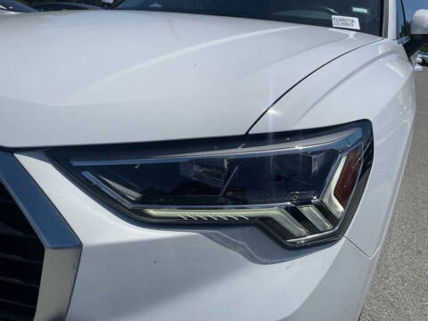 2024 Audi Q3 quattro S line Premium 45 TFSI