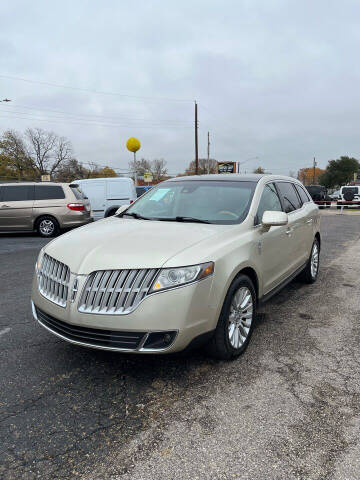 2010 Lincoln MKT for sale at Gator's Auto Sales in Garland TX