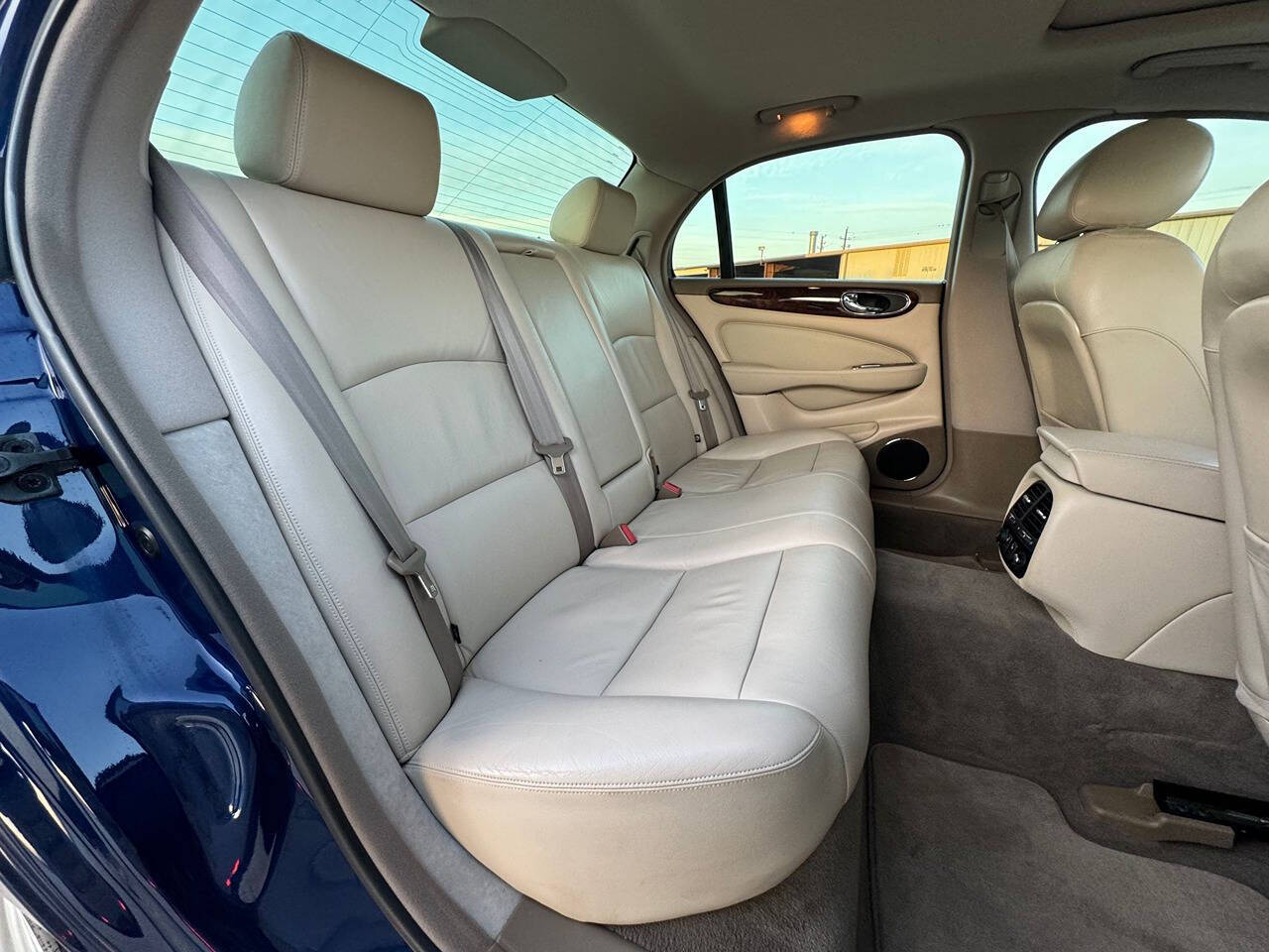 2004 Jaguar XJR for sale at Carnival Car Company in Victoria, TX