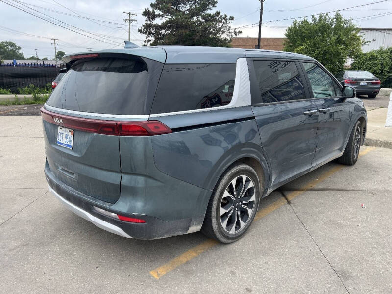 2022 Kia Carnival EX