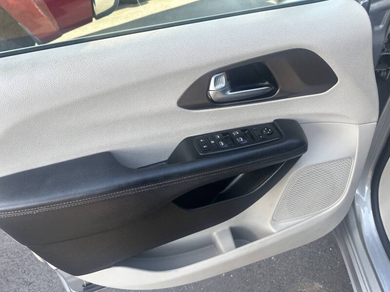 2019 Chrysler Pacifica Touring L